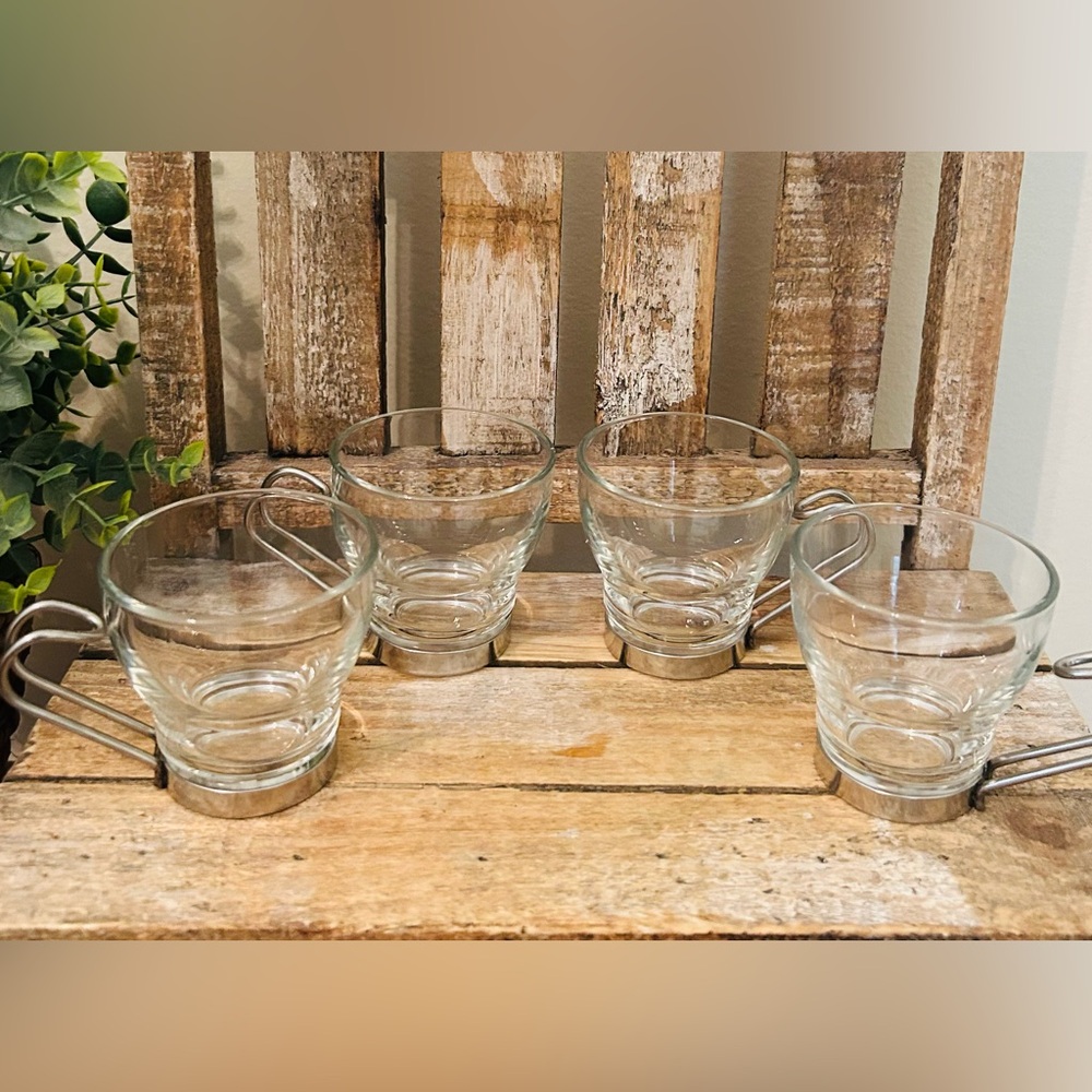 Bormioli Rocco Verdi Espresso Glass Cups Set of (4) Metal Handle Made in Italy